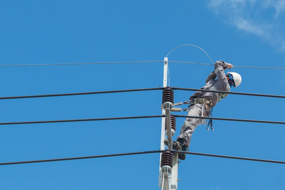 worker on powerline